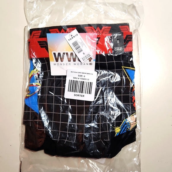 ♥️NWT VINTAGE TORRID WONDER WOMAN PANTY- HIGH RISE - BOYSHORT - PLUS SIZE - Picture 3 of 10